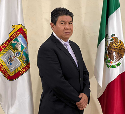 Secretario de ayuntamiento Carlos Cortés Amaro